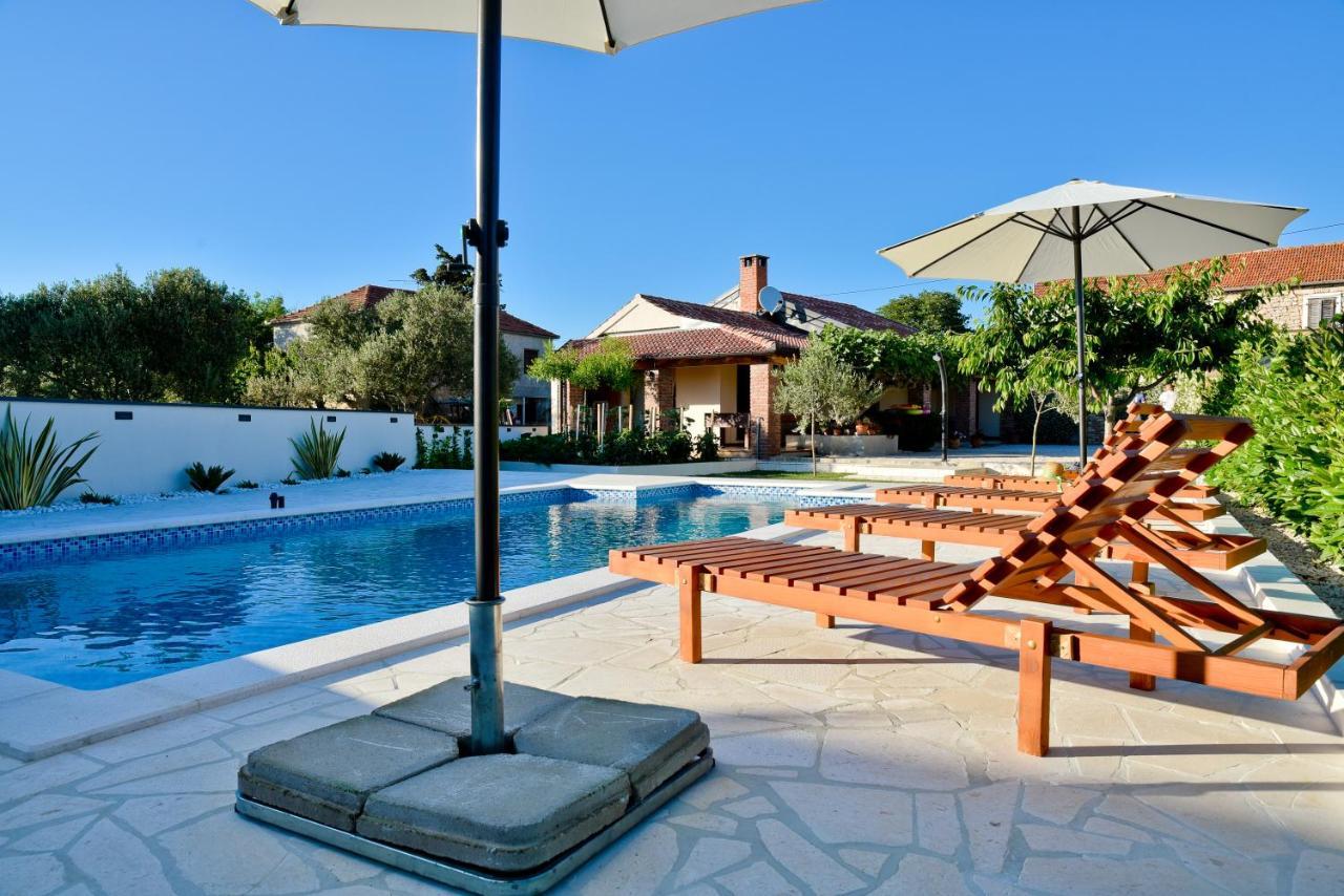 Villa Navita Augustinus With Pool Debeljak Экстерьер фото