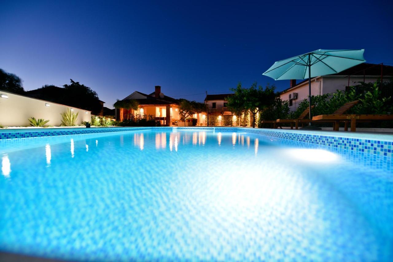 Villa Navita Augustinus With Pool Debeljak Экстерьер фото