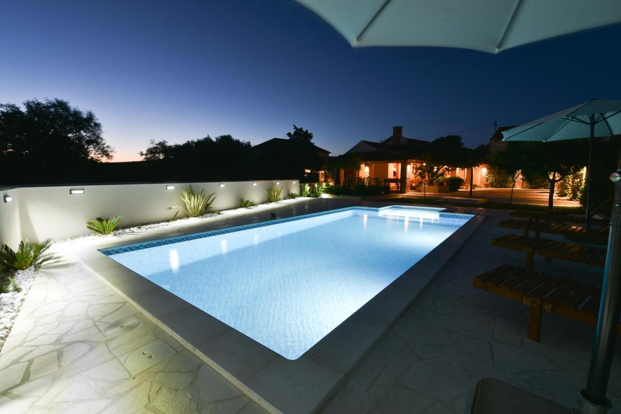 Villa Navita Augustinus With Pool Debeljak Экстерьер фото